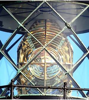 Fresnel lens at Point Cabrillo Light House -- photo by Sienna M Potts, Point Cabrillo, 18 December 2004